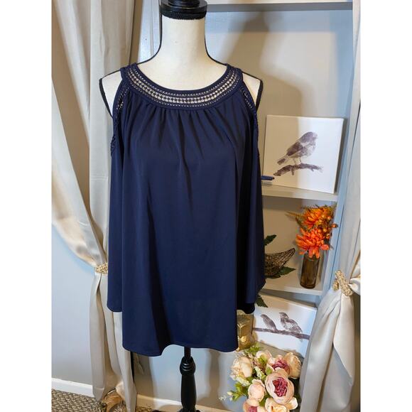 NWT $79.50 Tommy Hilfiger size 1X Blue Palm Beach mid Crochet Open Shoulder Top - Picture 1 of 11